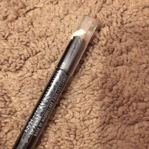 NYX lip primer. Brand new!